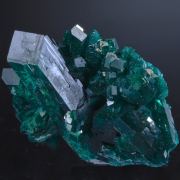 Dioptase on Shattuckite