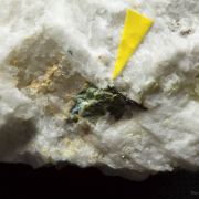 Matioliite (type locality) with Crandallite and Gormanite on Albite