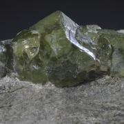 Demantoid (Andradite) - vintage classic garnet 