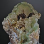 Cuprian Smithsonite on Willemite
