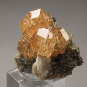 gem GARNET var. GROSSULAR, DIOPSIDE