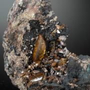 Wulfenite (gem clear crystals) with Dolomite, Leiteite