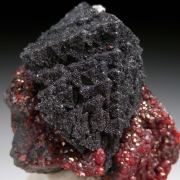 Hausmannite on Andradite