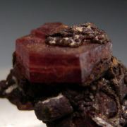 Manganpyrosmaltite