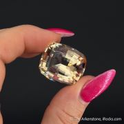 Scapolite (57.23 ct)