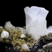 Calcite, Pyrite, Sphalerite, Siderite.