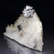 skeletal GALENA, QUARTZ