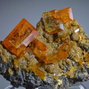 Wulfenite on Mimetite -New find