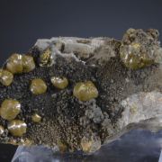 Mimetite var. Campylite