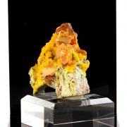 Wulfenite + Mimetite. 994.0 ct.