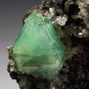 ADAMITE var. CUPRIAN ADAMITE, CALCITE