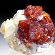 Grossular on Calcite