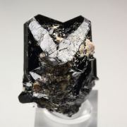 CASSITERITE twinned