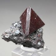 ZUNYITE