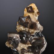 Scheelite on Dolomite with minor Ferberite