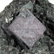 Perovskite with Clinochlore