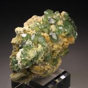 gem GARNET var. ANDRADITE var. DEMANTOID