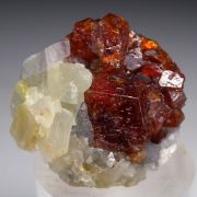 Grossular on Calcite