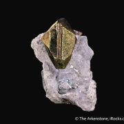 Chalcopyrite with Carrollite and Calcite