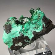 ZINCOLIVENITE