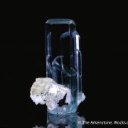Beryl var. Aquamarine, Schorl
