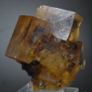 Fluorite - Zoned phantom crystals, classic locale