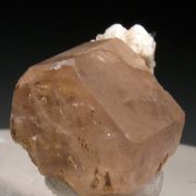 Zektzerite