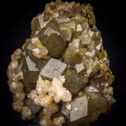 Quartz on Andradite