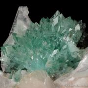 Fluorapophyllite with Heulandite