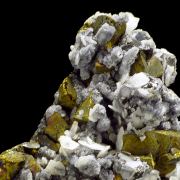 Chalcopyrite, quartz, sphalerite