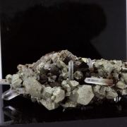 Siderite, Pyrite, Quartz.