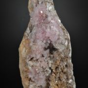 Rose Quartz well crystallized with Eosphorite