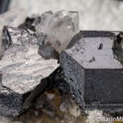 Huebnerite with Quartz