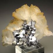 GALENA - SPINEL LAW TWIN, CALCITE