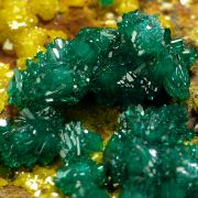 Dioptase, mimetite