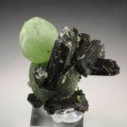 PREHNITE, EPIDOTE