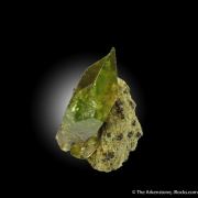 Titanite (twinned)
