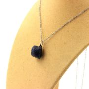 Raw Sapphire necklace. 16.38 ct.