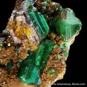 Cu-Adamite included with Ferrilotharmeyerite, on Tsumcorite
