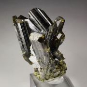 EPIDOTE, QUARTZ