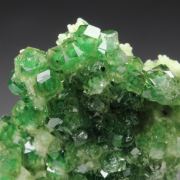 gem GARNET var. GROSSULAR with GREEN CHROMIAN PHANTOMS
