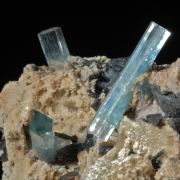 Beryl var Aquamarine with Schorl 