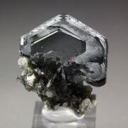 new find - HEMATITE var. IRON ROSE, K FELDSPAR var. ADULARIA