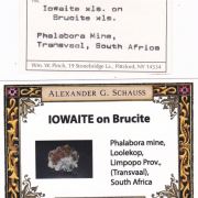 Iowaite on Brucite