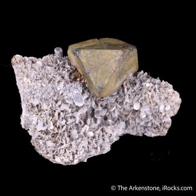 Kësterite with Mushistonite on Muscovite