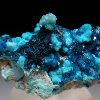 Veszelyite on Hemimorphite