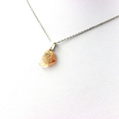 Raw Fluorite necklace. 6.42 ct.