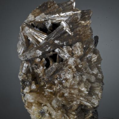 Pyromorphite with Stolzite