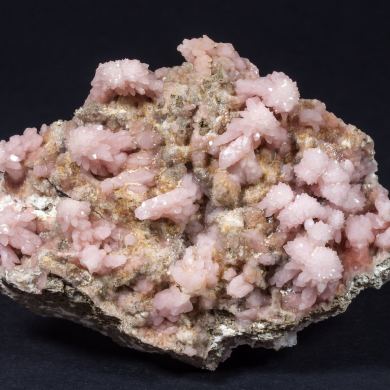 Quartz (variety rose quartz)