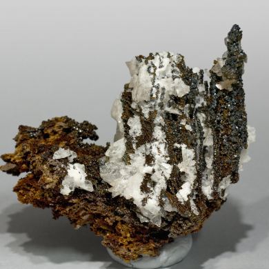 Descloizite with Calcite